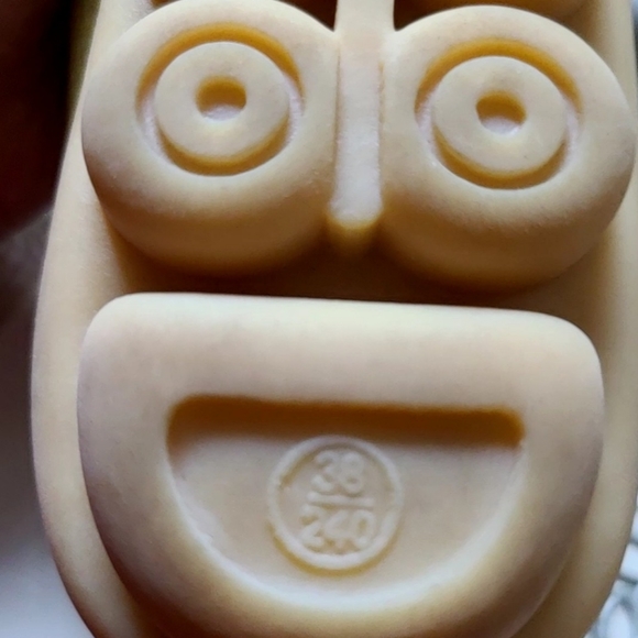 Yellow Leather Slip Ons EU 38 - Picture 6 of 6